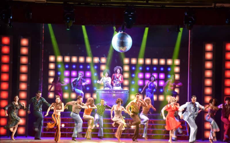 noleggio schermo a led per teatri e scenografie